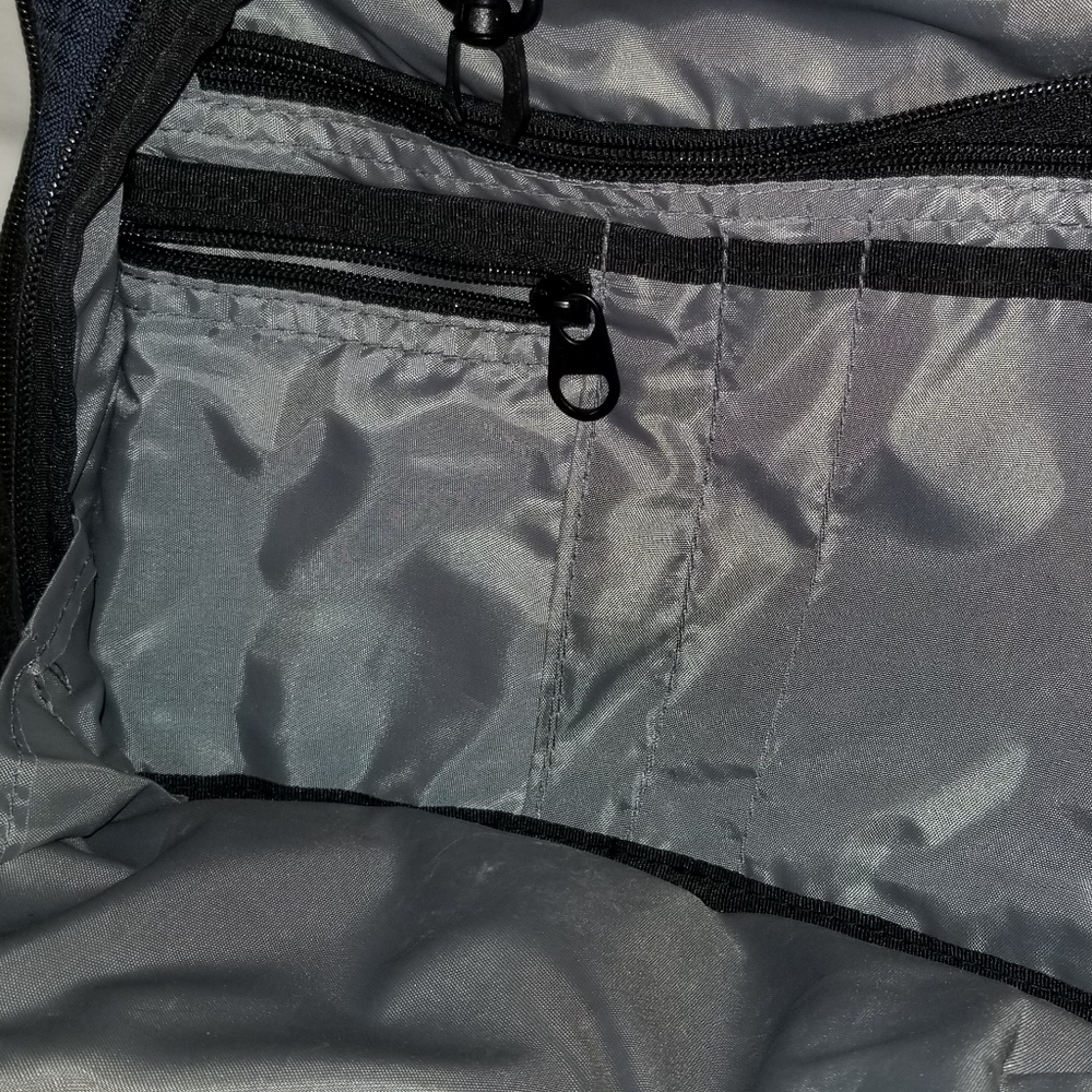 Kenneth Cole Reaction Compu Backpack - Picture 5 of 8